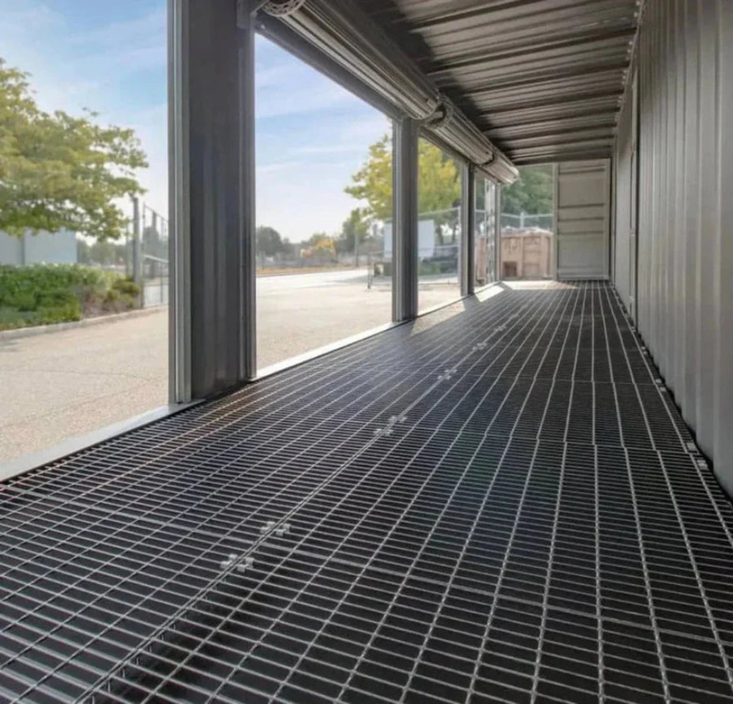 40 Fuß High Cube Container – vollständig ausgestattet / konfiguriert (Deutschland)