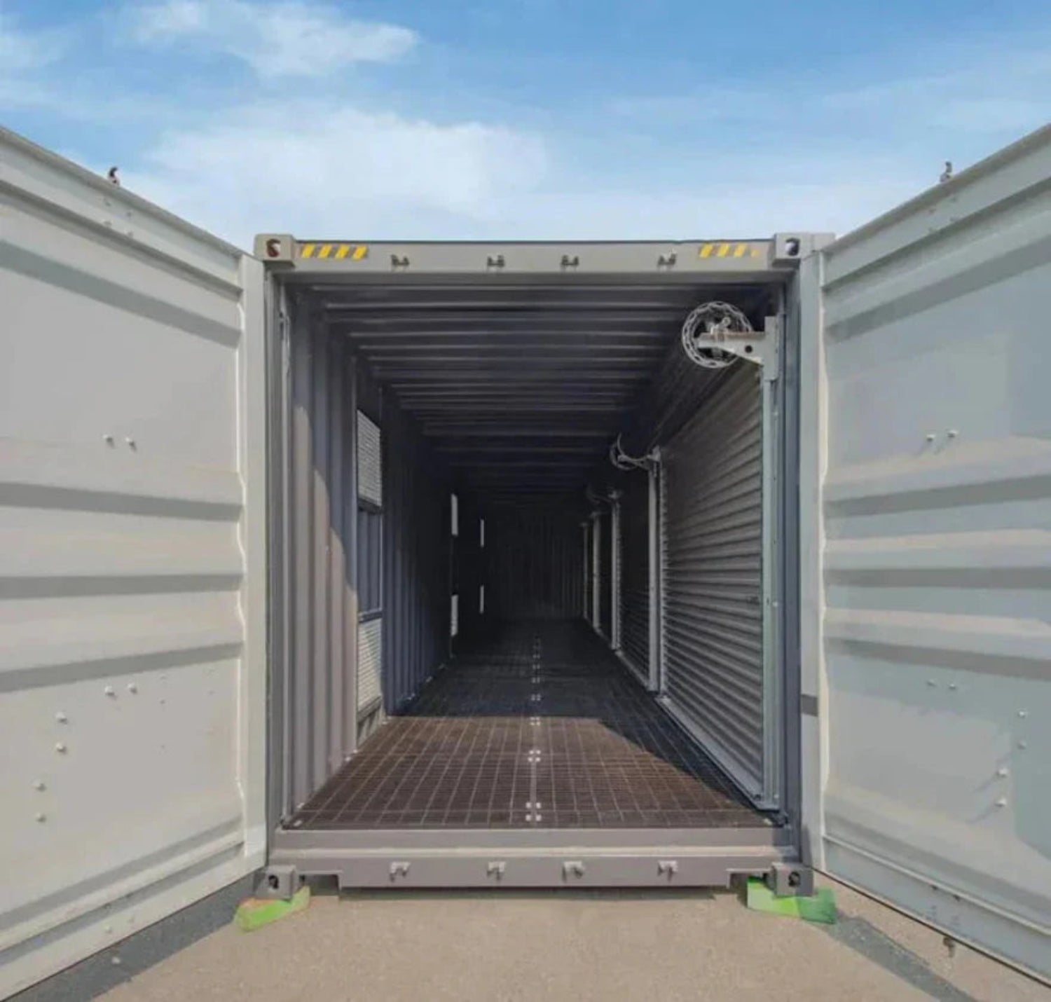 40 Fuß High Cube Container – vollständig ausgestattet / konfiguriert (Deutschland)