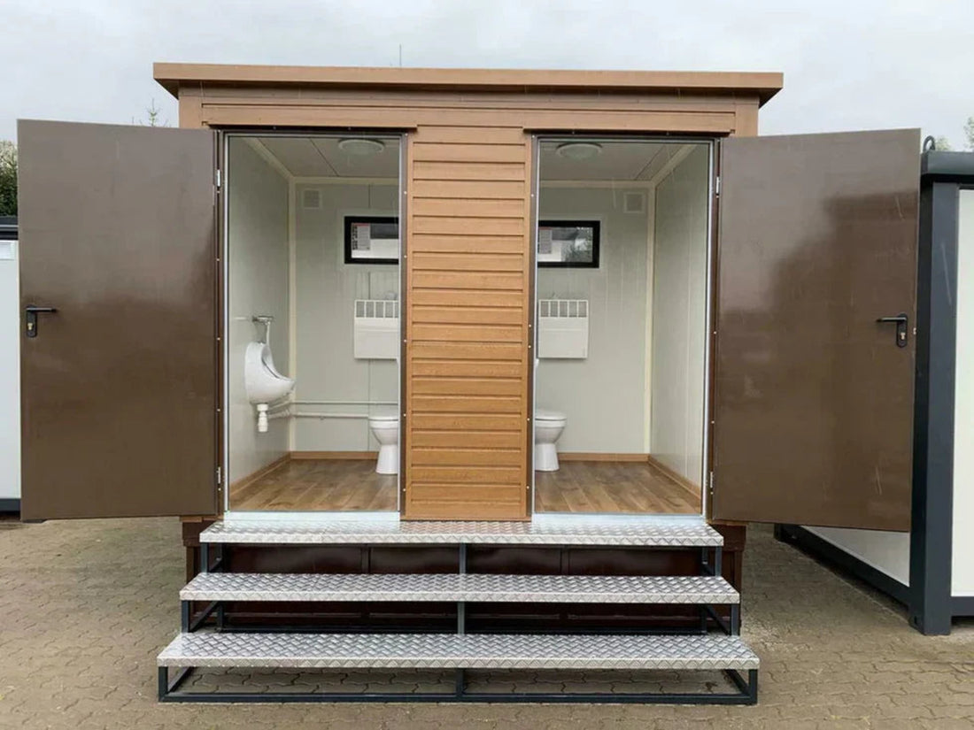 Doppelter Sanitärcontainer mit Abwassertank – WC-Container mit integriertem Fäkalientank